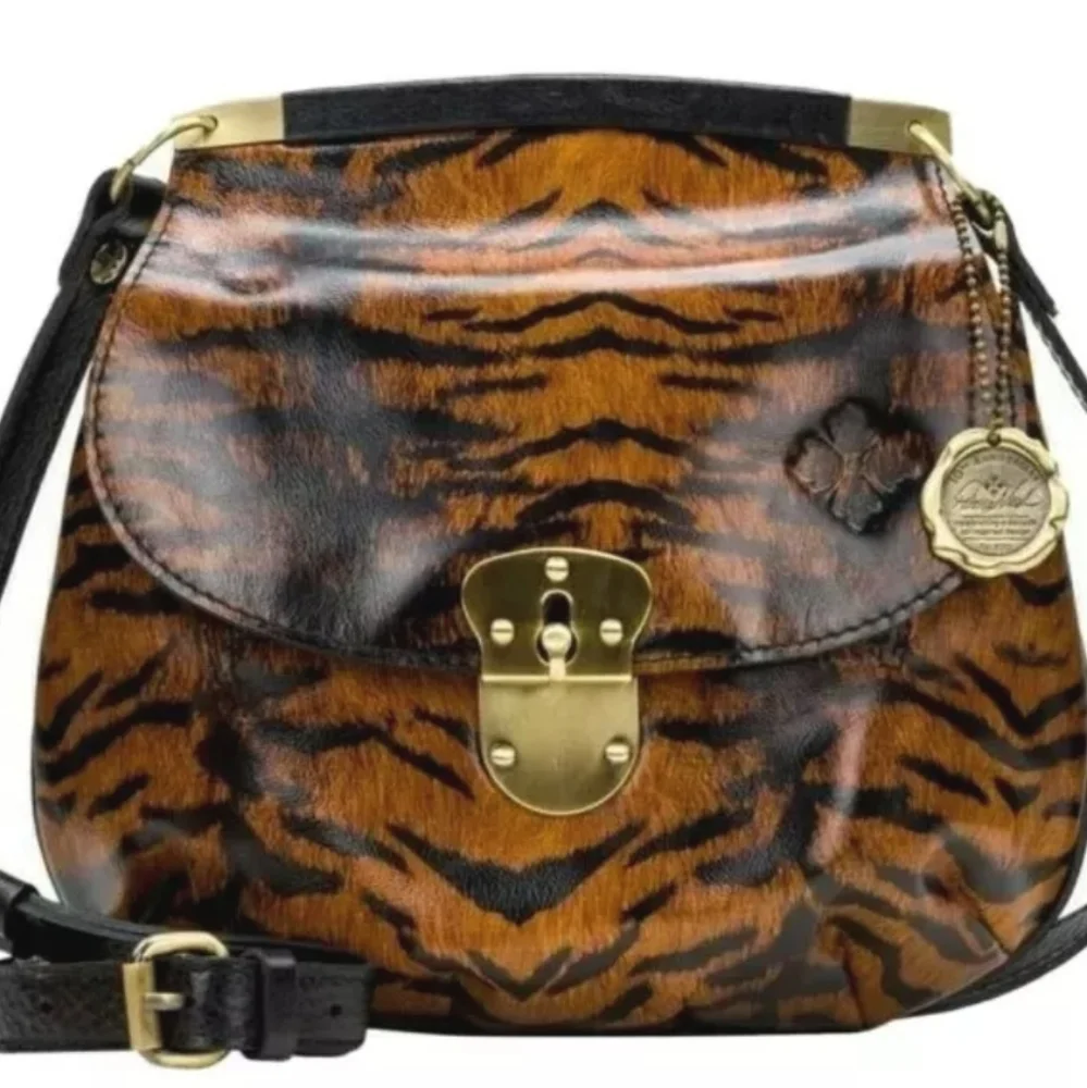 Patricia Nash Veneto Leather Crossbody Bag black & brown Tiger